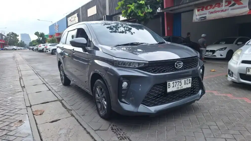 (Tdp2jt) Xenia R Deluxe 1.3 AT 2023 Abu2