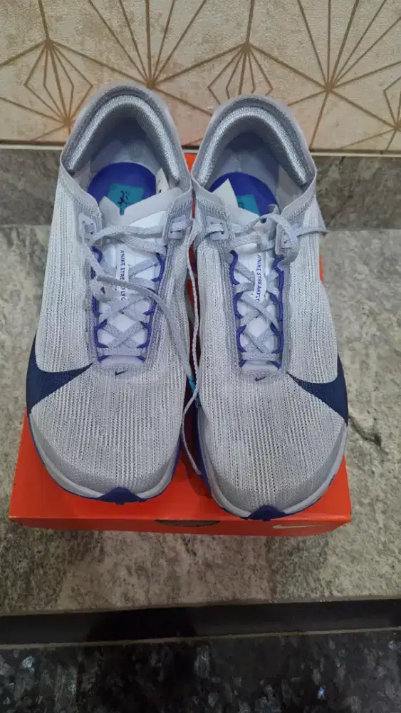 Nike streakfly 2 ori size 40.5 panjang 25.5 cm