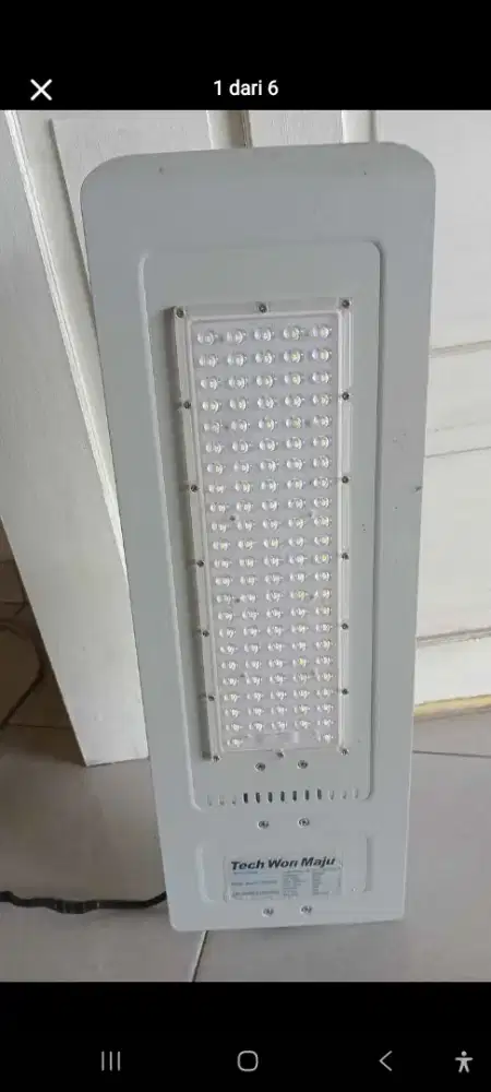 Dijual lampu led terang untuk halaman luas cahayanya warna kuning