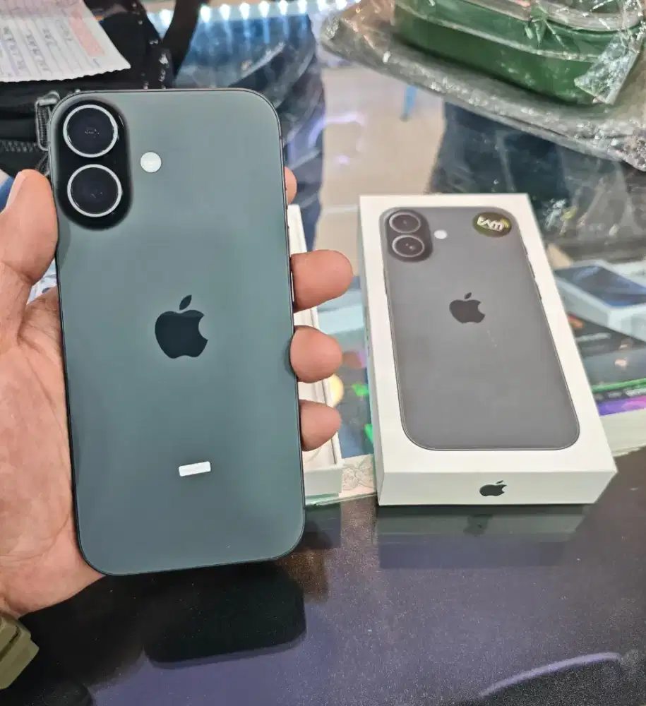 Iphone 17 256GB segel BNIB, garansi resmi iBox, bisa cash dan cicilan