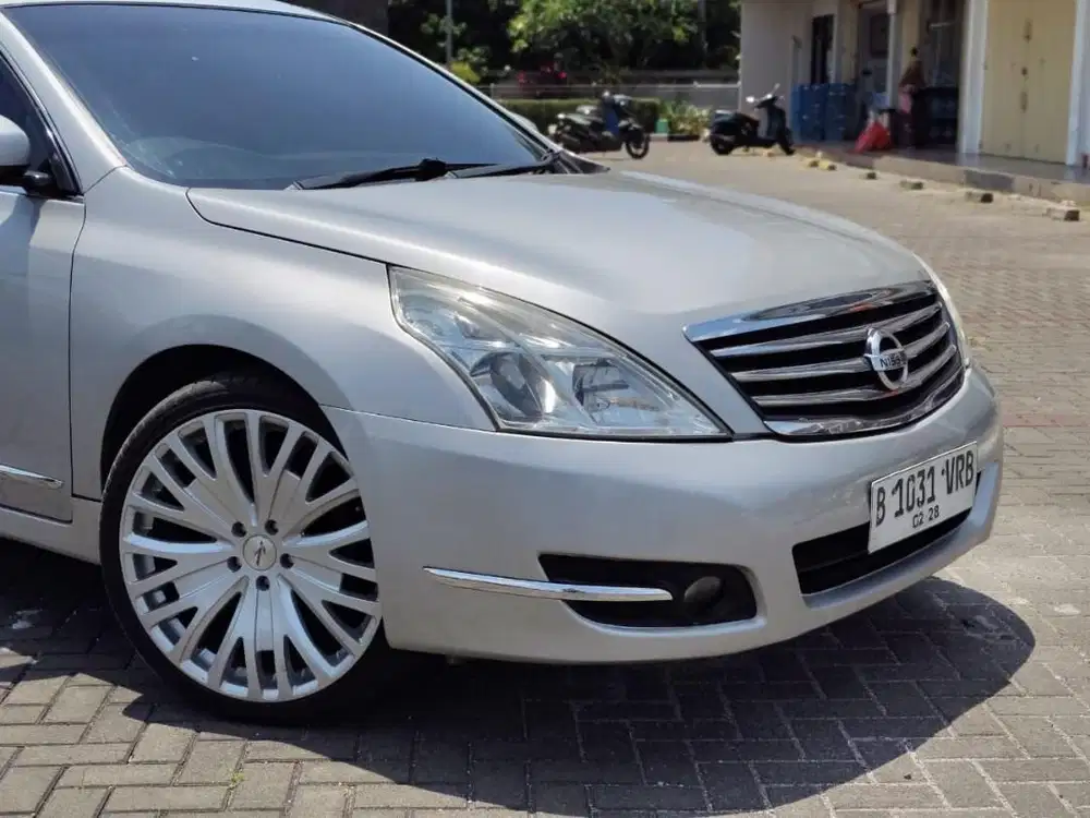 nissan teana 2011 xv mulus antik