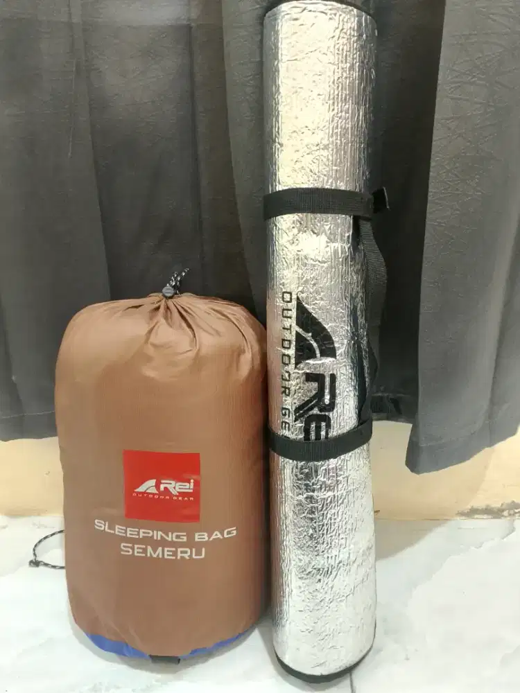 Paket sleeping bag dan matras