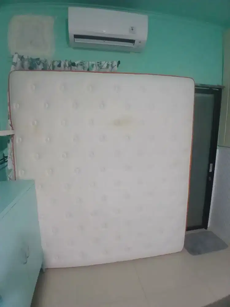 Spring bed Kualitas Bagus