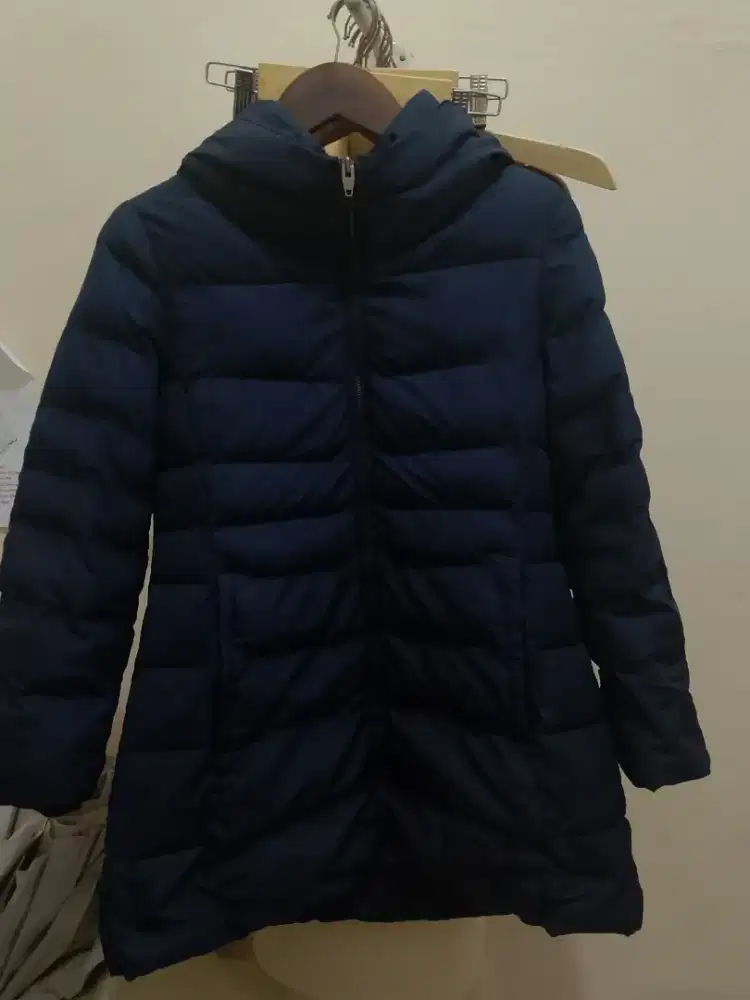 Jaket tebal  warna navy