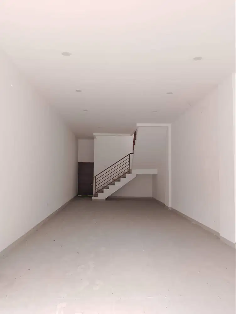 Pungkur Bandung Dijual 7 Ruko Baru 3.5 Lantai Siap Pakai Strategis