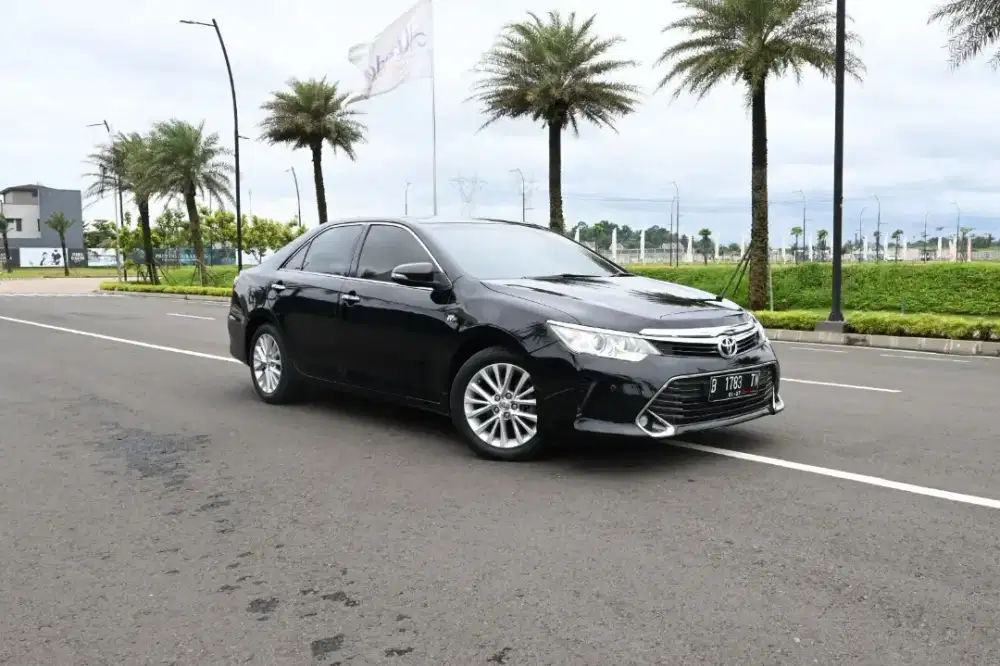 (Tdp2jt) Camry V 2.5 AT 2017 Hitam