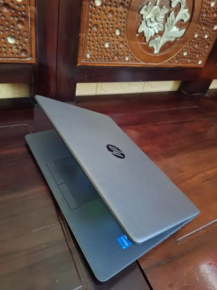 Bismillah di jual BU  laptop hp14 slim core i3gen11 siap pakai