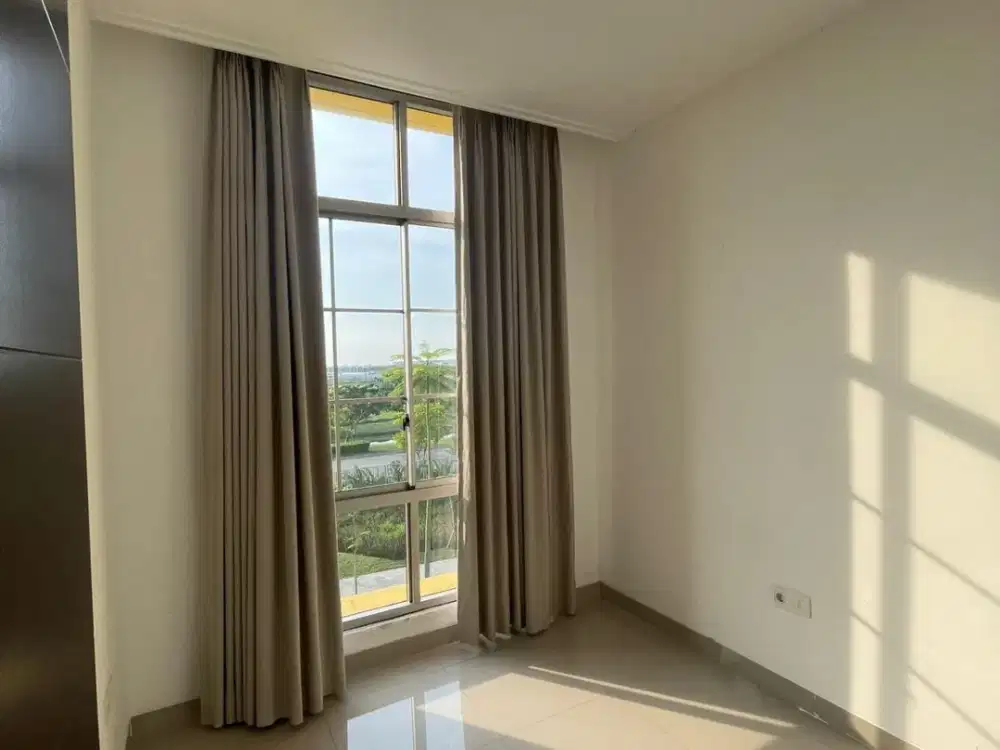 DIJUAL CEPAT RUMAH PIK 2 UK 6x10 (3 LANTAI) DEPAN TAMAN PPJB SIAP HUNI BISA SURVEY TERMURAH