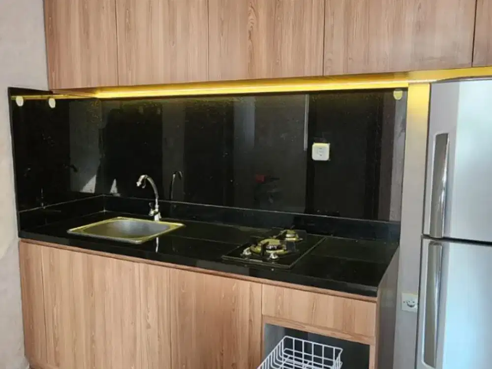 DIJUAL APARTEMEN SEMI FURNISH LOKASI APARTEMEN MAPLE PARK KEMAYORAN TOWER A LT 15