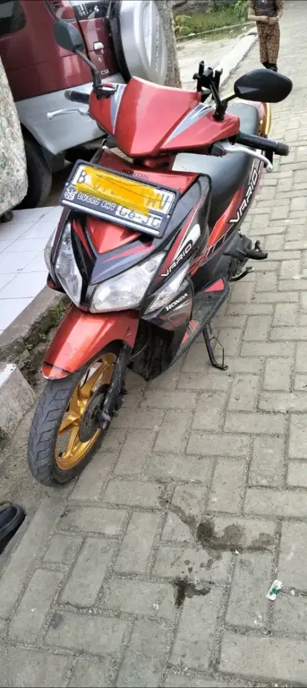 Jual motor kesayangan Vario 2010