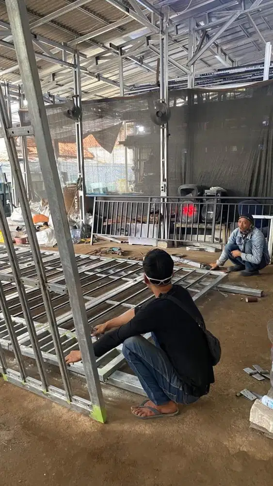 Lowongan Kerja Tukang Spesialis Besi