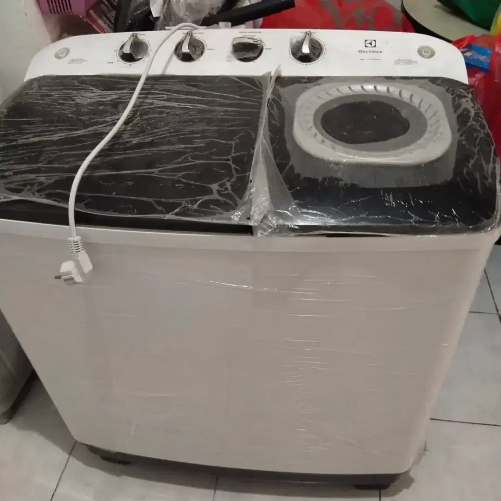 MESIN CUCI ELECTROLUX 10 KG