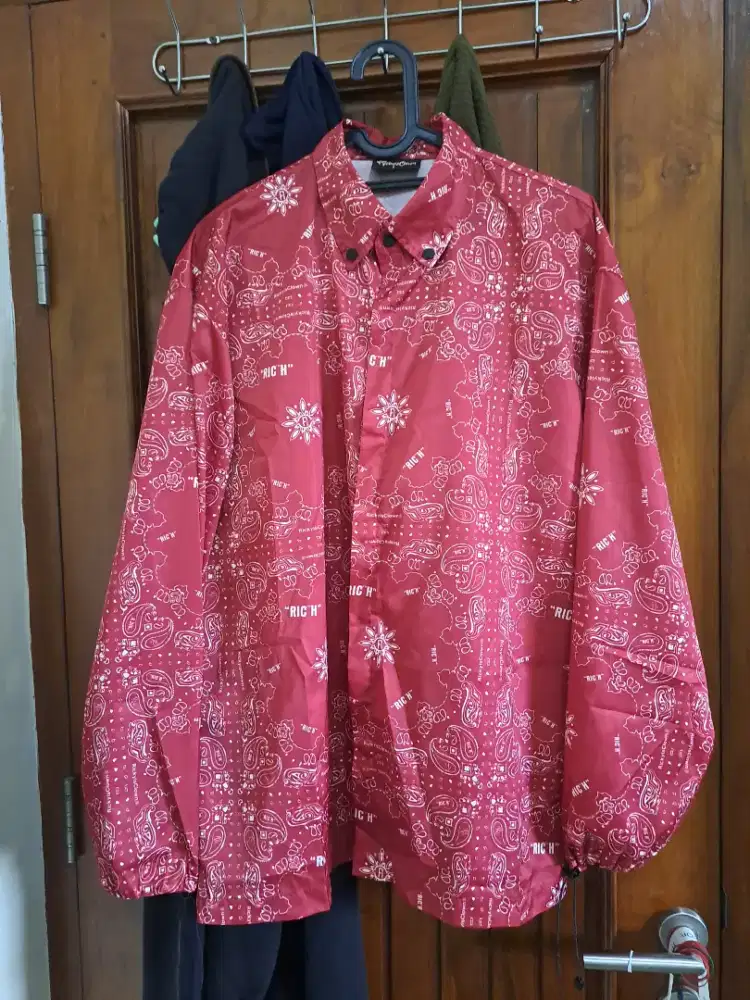 Ricky is clown cashew flower jacket size L