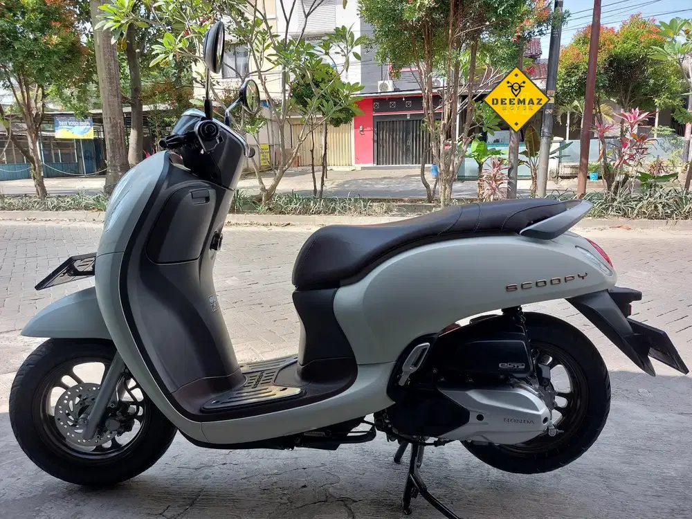 (DP 200 Rb)‼️ Honda Scoopy Prestige Keyless Putih 2024 Cash / Kredit