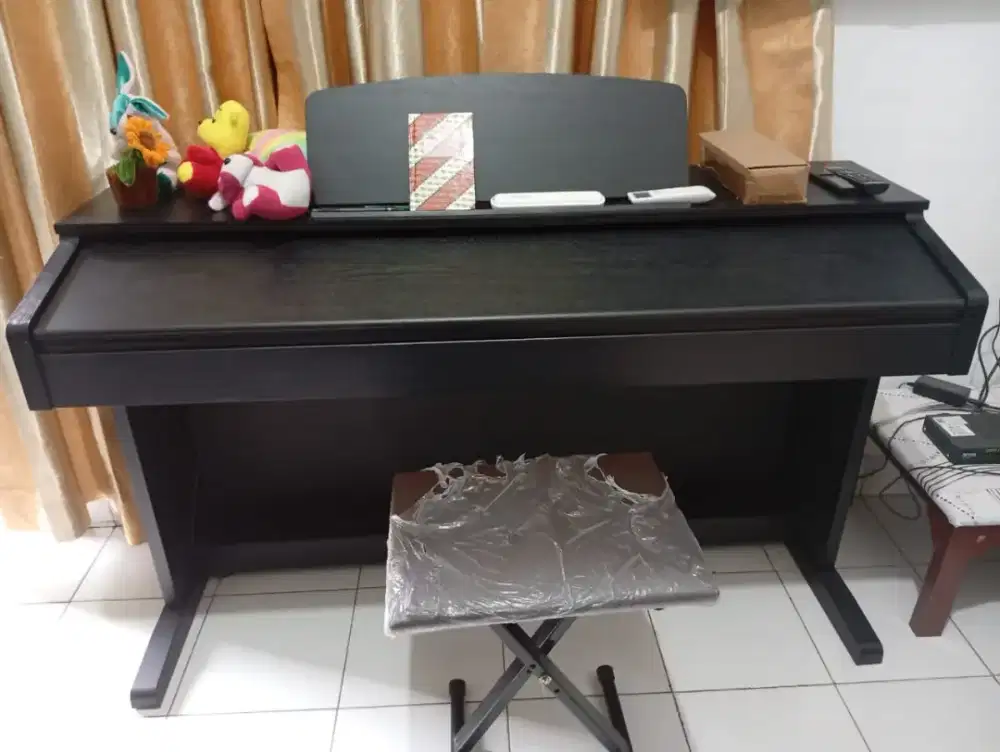 Piano Medeli DP250RB