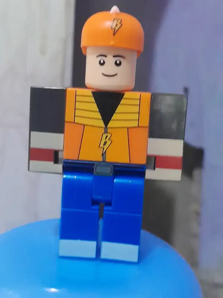 Figure Roblok Roket