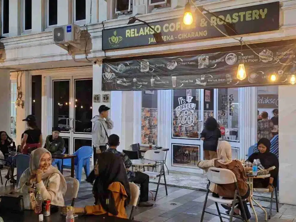 Ruko Hollywood Boulevard