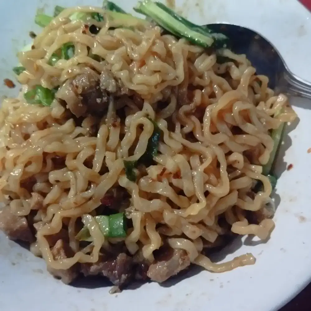 dibutuhkan karyawan Mie ayam/baso