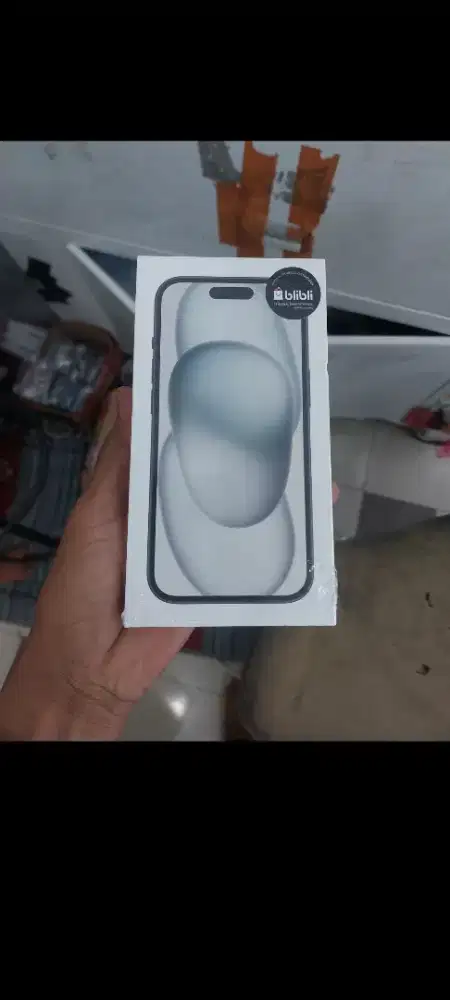 iPhone 15 BNIB garansi resmi tAm ibox GDN blibli