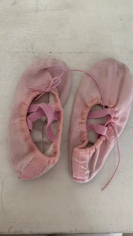 Preloved Sepatu Ballet Pink Salmon