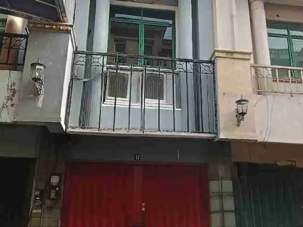 ruko 4 lantai raya jaksa agung Suprapto Surabaya, dilengkapi lift barang. sangat prestisius lokasinya
