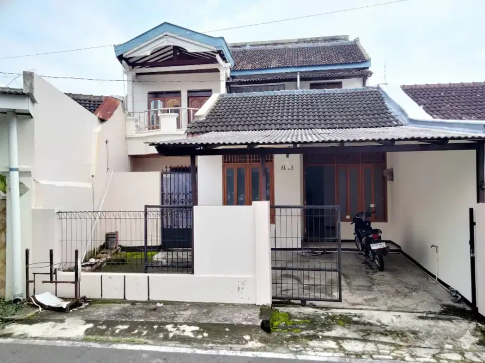 Dijual Rumah 2 Lantai di Perumahan Grogol Indah telukan, Bersih Siap Huni