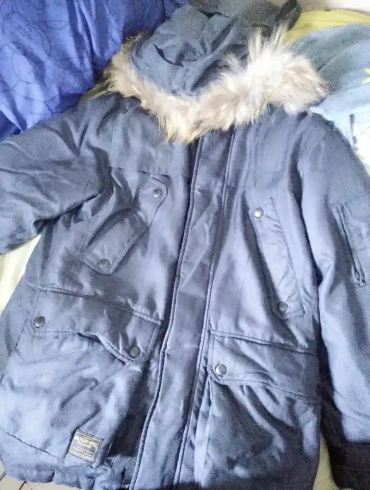 Jaket bulu angsa tebal UK XL