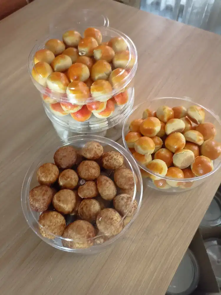 Sajian tamu atau jajanan lebaran