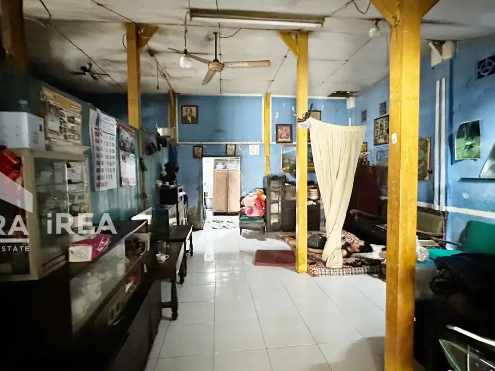 TANAH DAN BANGUNAN DIJUAL DI SOLO DEKAT PASAR LEGI DAN SMA WARGA SURAKARTA