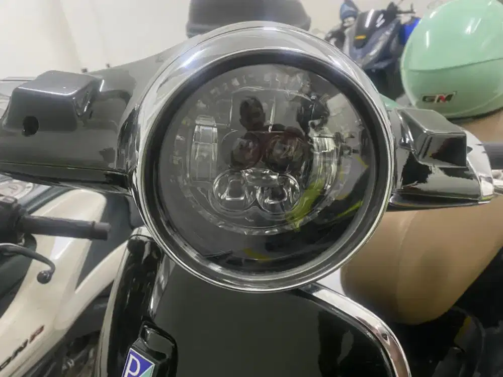 Vespa Primavera 2022