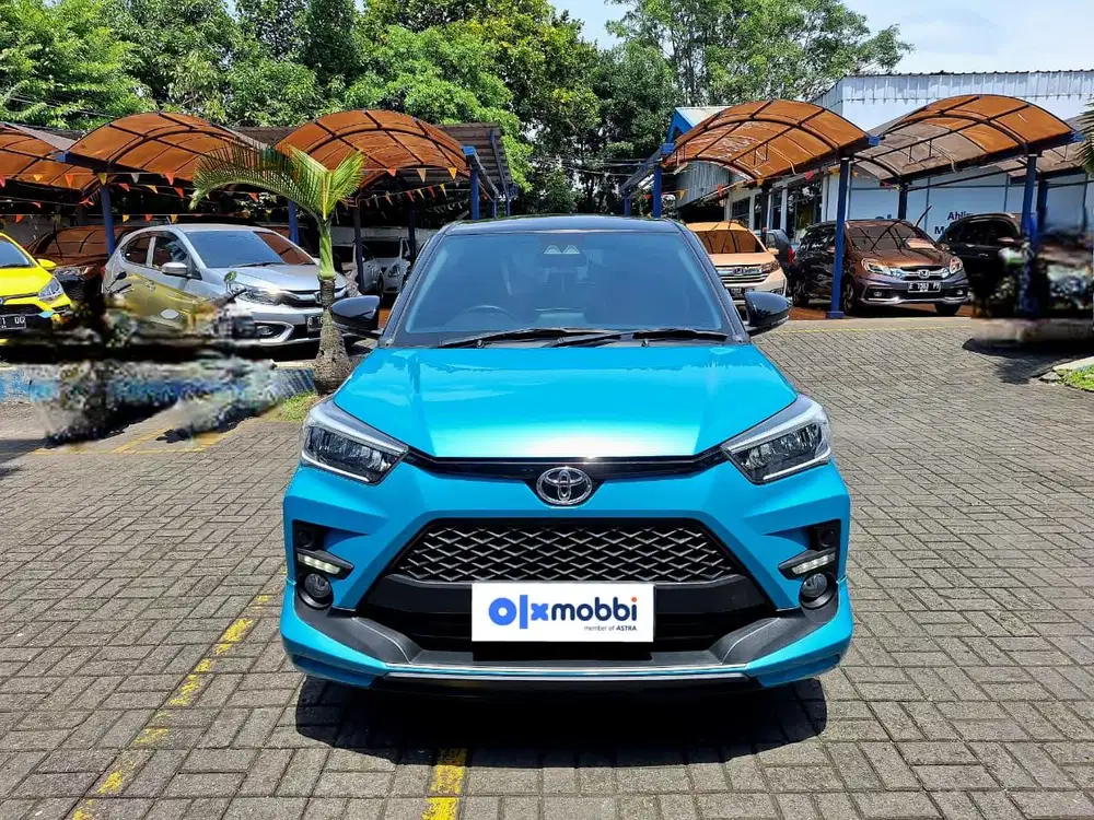 Km Rendah-Toyota Raize 1.0 T GR Sport TSS Two Tone Bensin-AT 2021