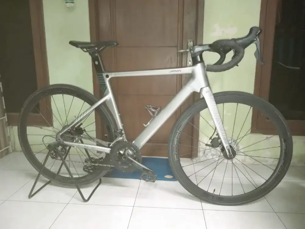 Sepeda roadbike Java siluro 6