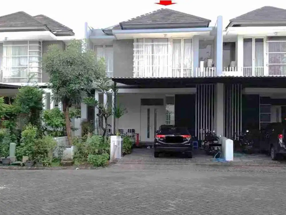 0421,63 jual rumah Surabaya di Wiyung di royal residence
