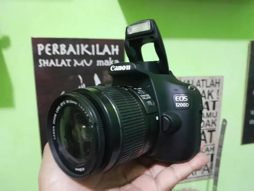 Kamera Canon DSLR 1200D