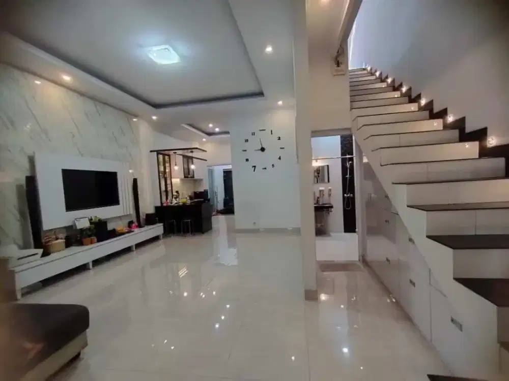 Dijual rumah mewah mekarwangi murah bagus siap huni