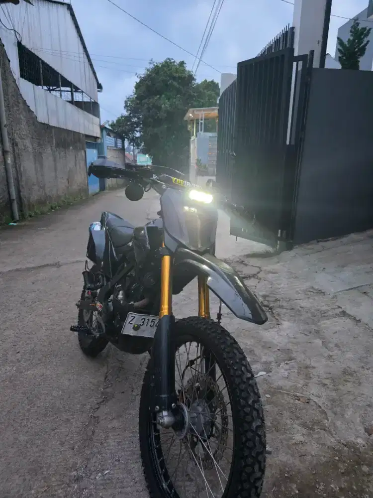 Kawasaki dtracker 2022