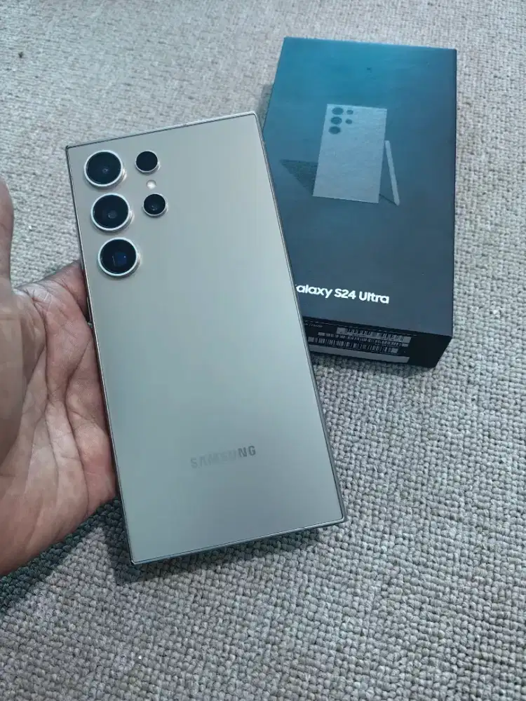 Samsung S24 ultra 12/256 Ex Sein