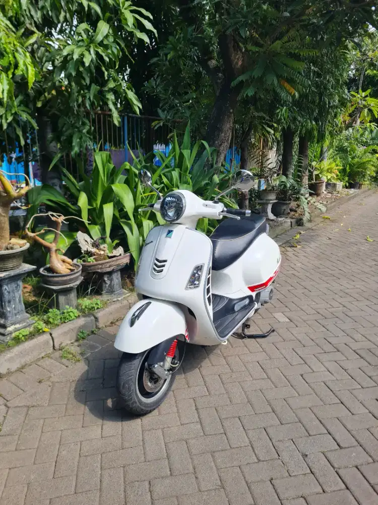 Piaggio Vespa GTS 150 3V 2014