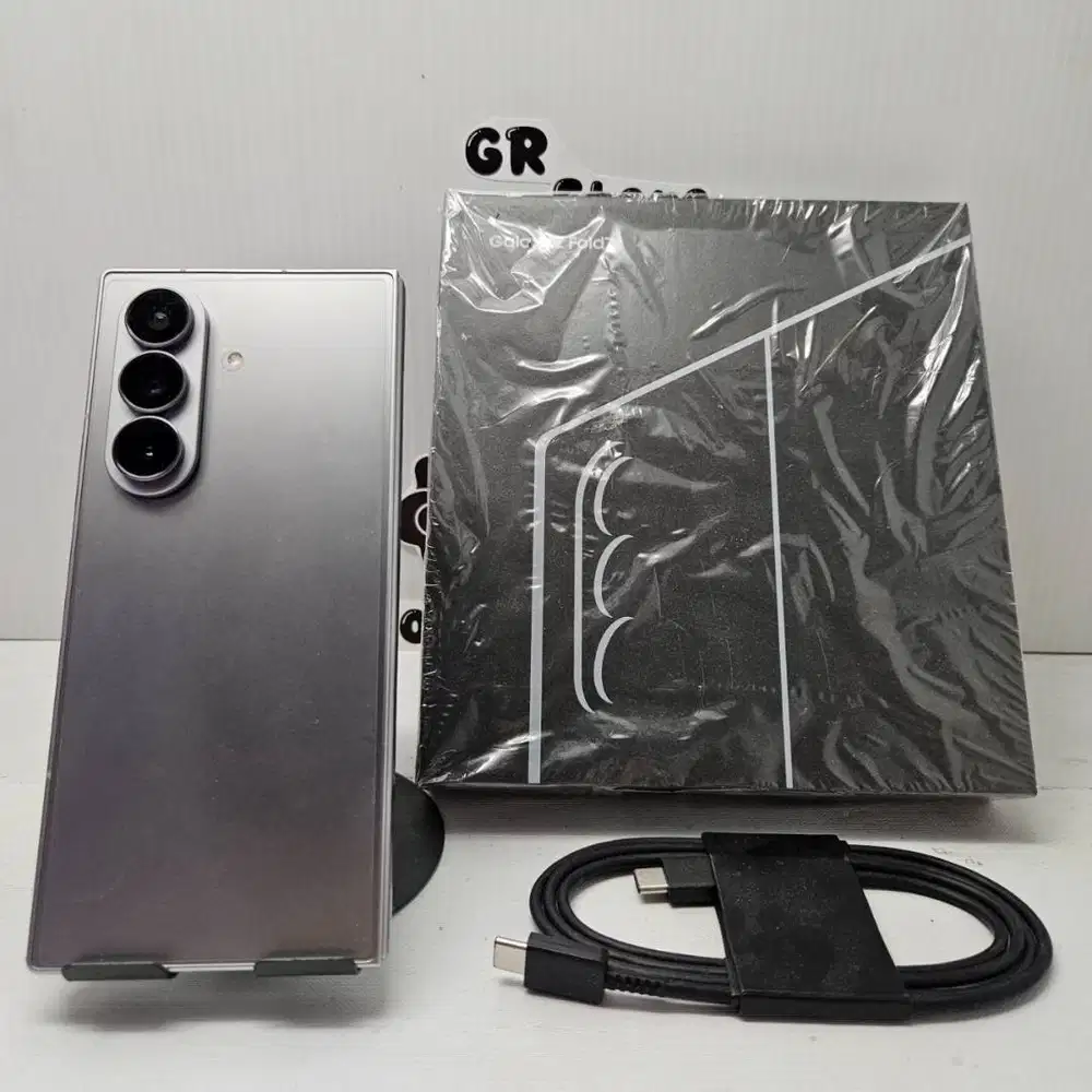 Samsung Galaxy Z Fold 7 Silver 12/256 Fullset Sein No Minus