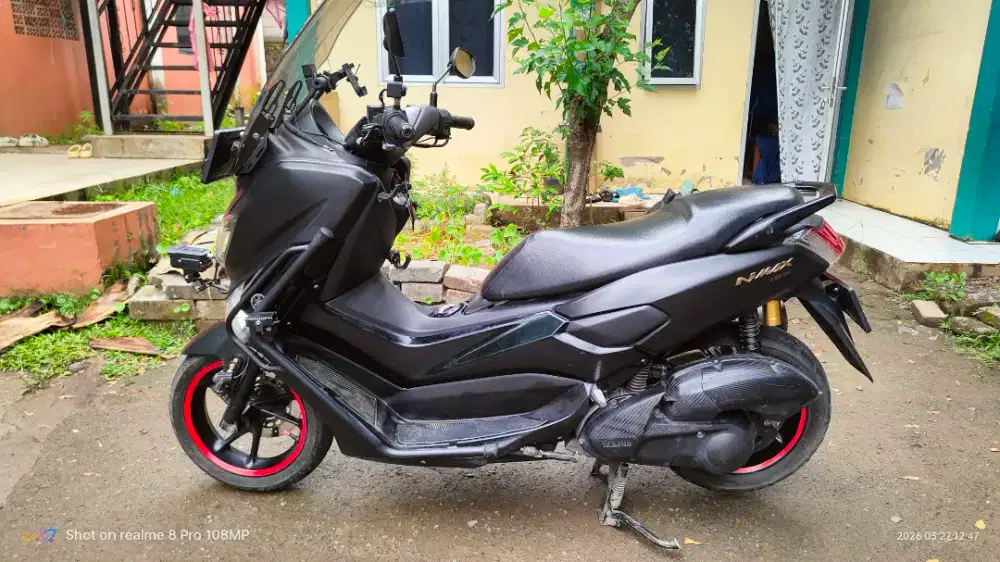 Yamaha NMAX old hitam doff 2018