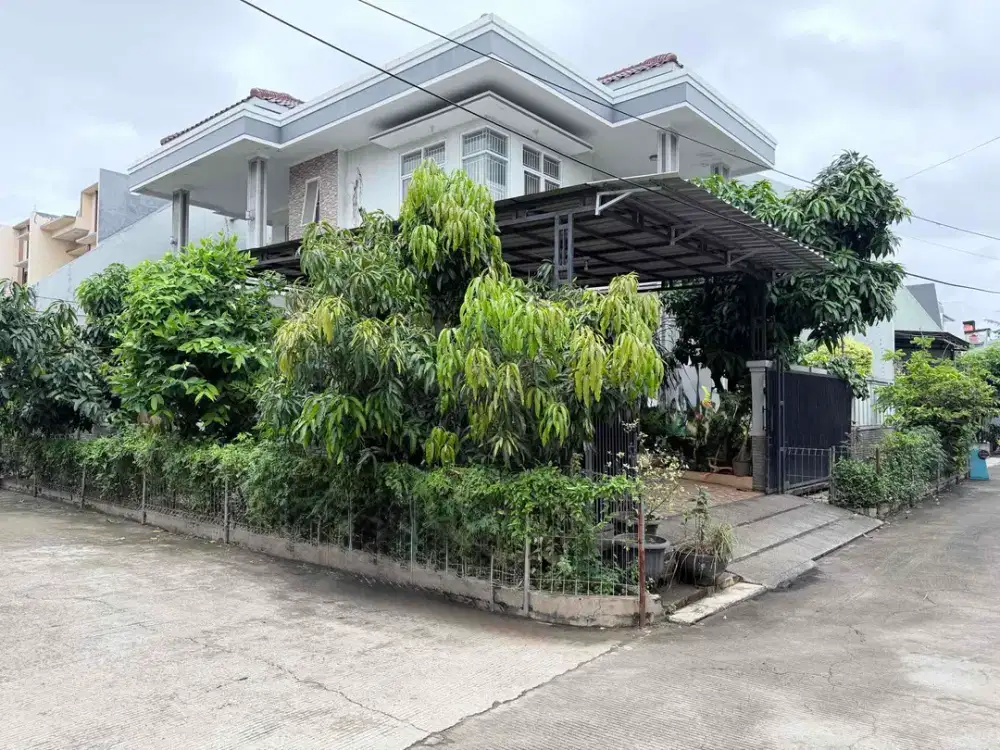 Jual Rumah Hoek Siap Huni LT 299m2 di Imperial Gading Anti Banjir
