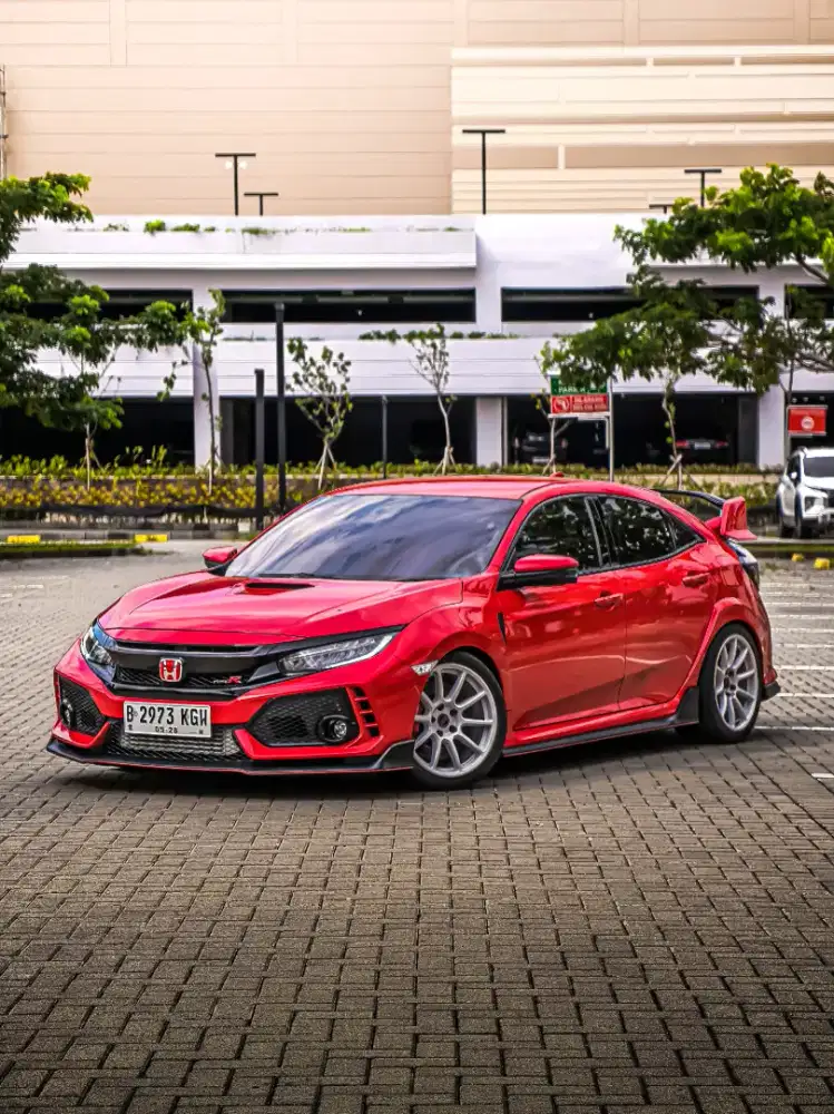 HONDA CIVIC TYPE R FK8 2017 FULLSPEC RARE CONDITION