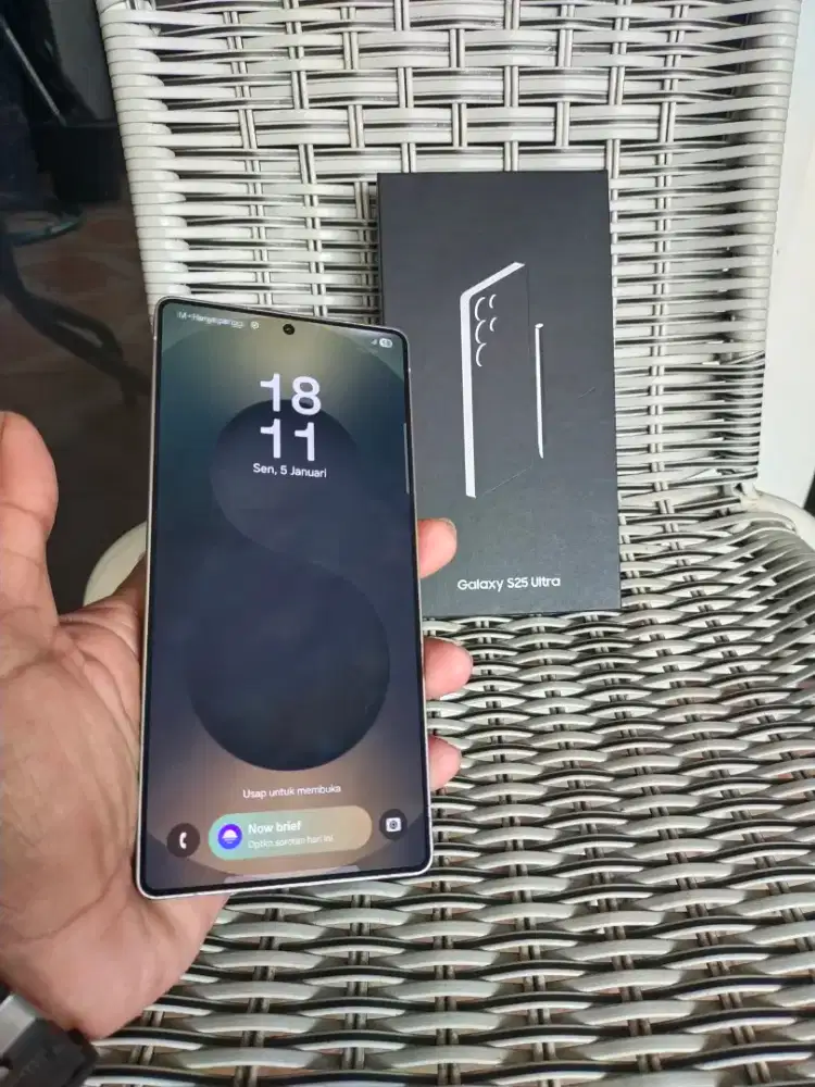 Samsung S25 Ultra 12/1TB sein fulllset baca deskripsi bisa tt hp
