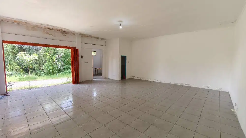 Dijual Ruko di Ringinagung - Lokasi Strategis