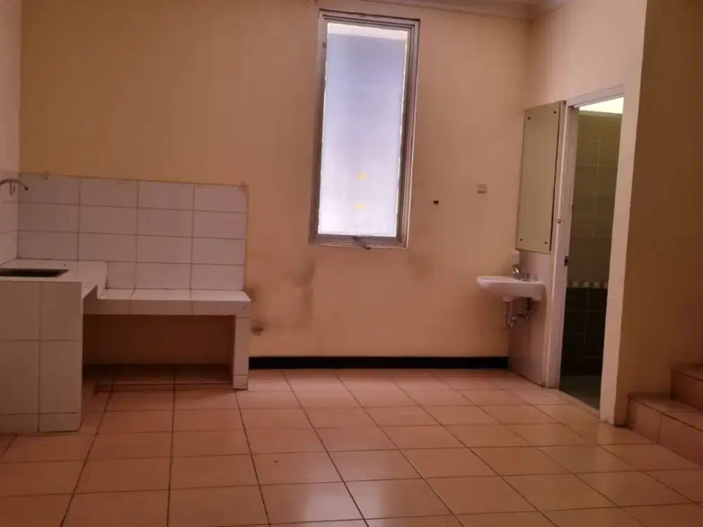 Disewakan Ruko Asia Tropis Siap Huni di harapan indah bekasi