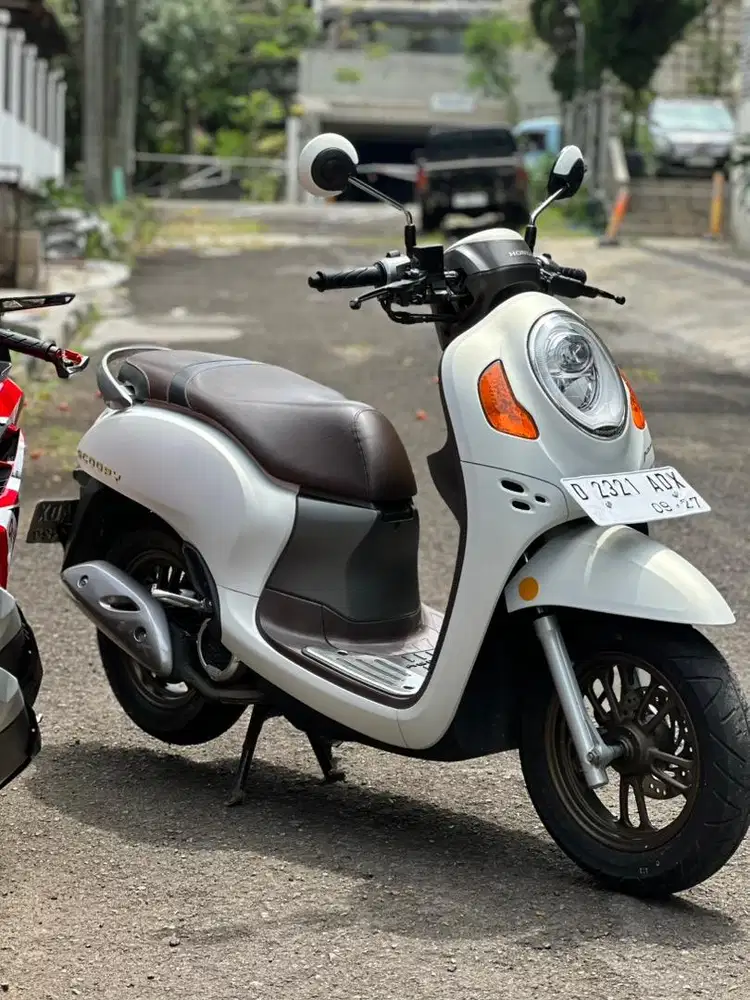 Scoopy Prestige 2022 keyless cbs iss low km like new istimewa