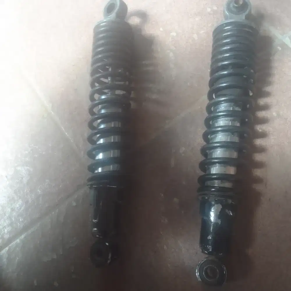 Schok breaker motor Honda grand bekas murah