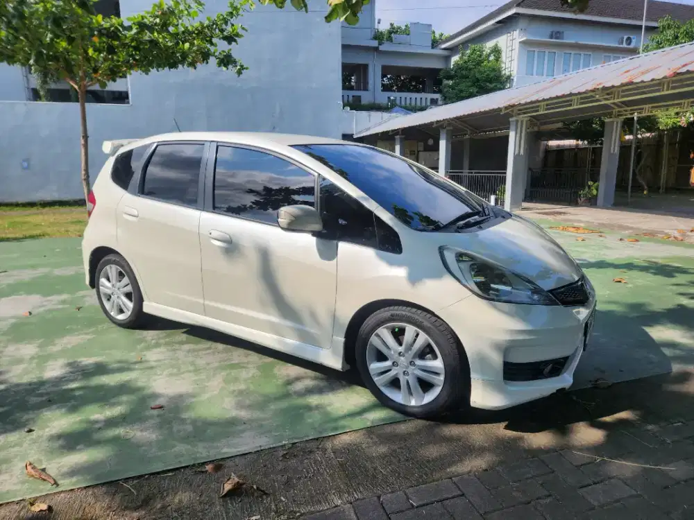 (DP15JT) JAZZ RS ISTIMEWA