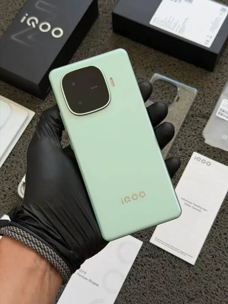 iQoo Z9 5G Green 12/256gb Fullset Original Resmi