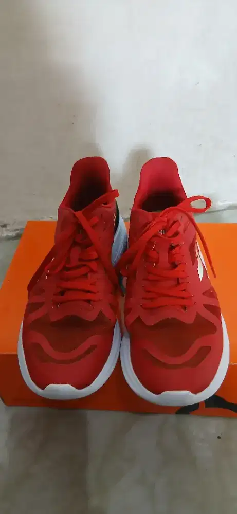 Jual sepatu running mills original size 41/42